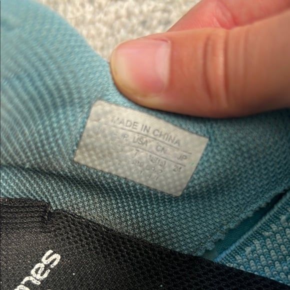 Salomon Predict SOC 2 Blue Athletic Shoes - Picture 9 of 11